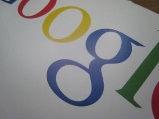 Corten con la censura a Google