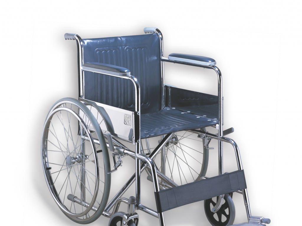 La silla de ruedas la cubre PAMI